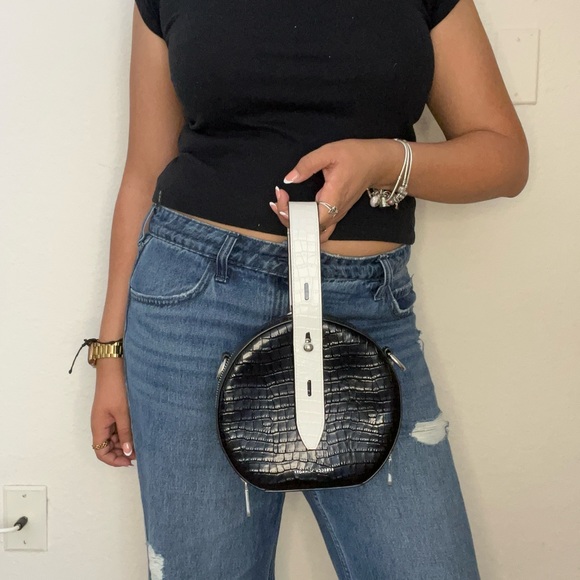 Rebecca Minkoff Black and White Croc-Embossed Circle Bag - Picture 5 of 5